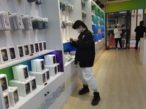 十四运会首家文化展示体验中心暨特许商品旗舰店开业，纪念玉玺惊艳亮相，文化办公用品丰富玲琅